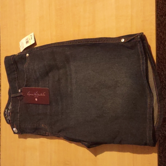 Gloria Vanderbilt Pants - Gloria Vanderbilt, 18W Bermuda shorts, NWT